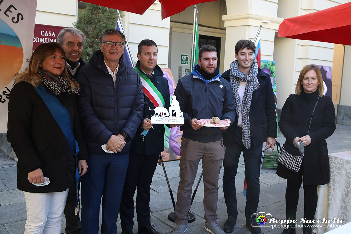VBS_6098 - 10.ma Fiera Nazionale del Tartufo e Fiera dei Santi.jpg